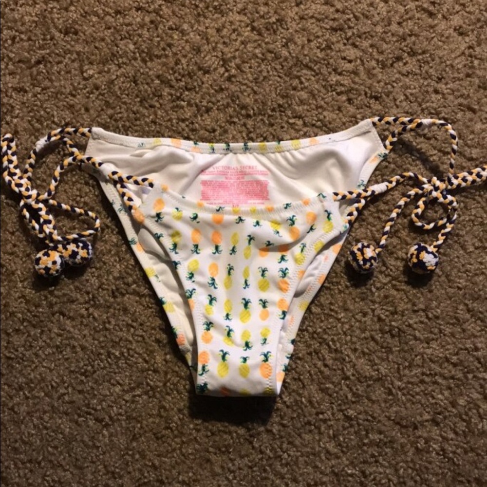 Victoria Secret Pineapple tie bikini bottoms sz S